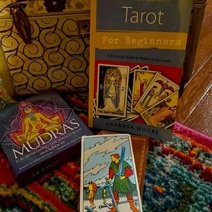 Tarot Deck (Rider Waite); book Tarot for Beginners